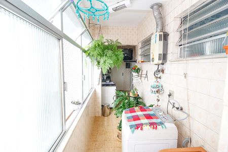 Apartamento à venda com 84m², 3 quartos e 1 vaga Apartamento à venda com 84m², 3 quartos e 1 vagaDetalhe da area de serviço