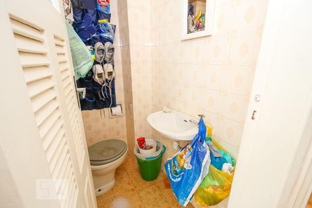 Apartamento à venda com 84m², 3 quartos e 1 vaga Apartamento à venda com 84m², 3 quartos e 1 vagaBanheiro de Serviço