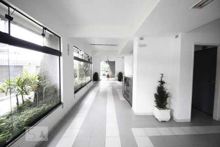 Apartamento para alugar com 65m², 1 quarto e 1 vagaHall