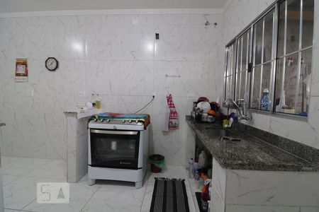 Casa à venda com 127m², 3 quartos e 4 vagas Casa à venda com 127m², 3 quartos e 4 vagasCozinha