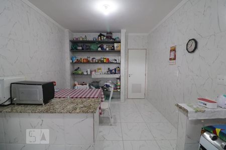 Casa à venda com 127m², 3 quartos e 4 vagas Casa à venda com 127m², 3 quartos e 4 vagasCozinha