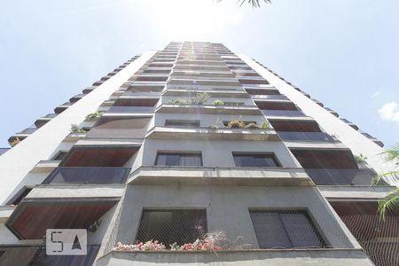 Apartamento à venda com 140m², 4 quartos e 2 vagas Apartamento à venda com 140m², 4 quartos e 2 vagasFachada