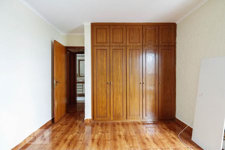 Apartamento à venda com 140m², 4 quartos e 2 vagas Apartamento à venda com 140m², 4 quartos e 2 vagasQuarto 1