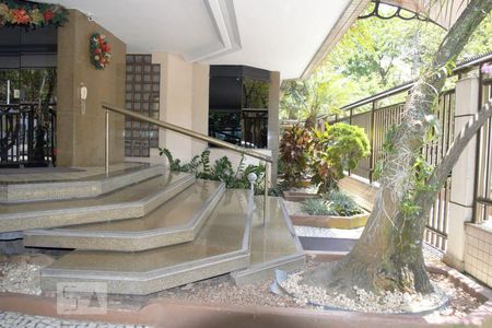 Apartamento à venda com 60m², 2 quartos e 1 vagaEntrada Condomínio