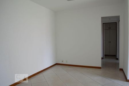 Sala de apartamento para alugar com 2 quartos, 40m² em Icaraí, Niterói