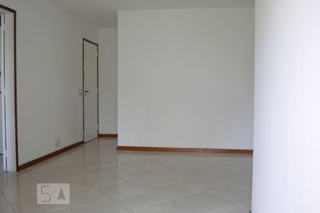Sala de apartamento para alugar com 2 quartos, 40m² em Icaraí, Niterói