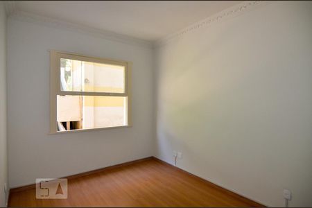 Sala de apartamento para alugar com 2 quartos, 70m² em Catete, Rio de Janeiro
