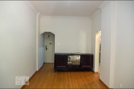 Sala de apartamento para alugar com 2 quartos, 70m² em Catete, Rio de Janeiro