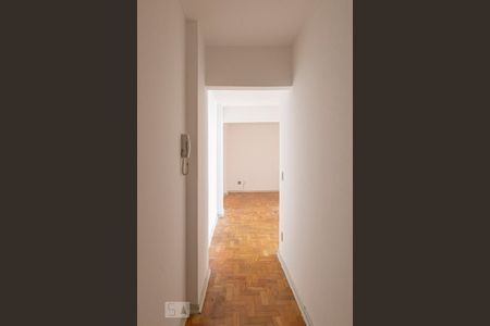 Corredor de apartamento para alugar com 1 quarto, 45m² em Santa Cecilia, São Paulo
