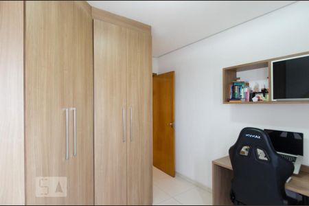 Apartamento à venda com 84m², 3 quartos e 2 vagas Apartamento à venda com 84m², 3 quartos e 2 vagasQuarto 2