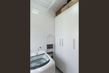 Apartamento à venda com 84m², 3 quartos e 2 vagas Apartamento à venda com 84m², 3 quartos e 2 vagasÁrea de serviço