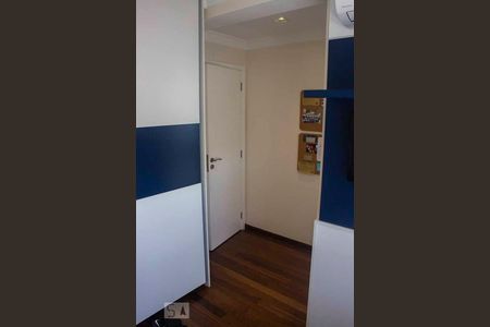 Apartamento à venda com 242m², 3 quartos e 4 vagas Apartamento à venda com 242m², 3 quartos e 4 vagasSuíte 3