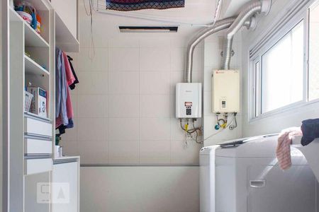 Apartamento à venda com 242m², 3 quartos e 4 vagas Apartamento à venda com 242m², 3 quartos e 4 vagasÁrea de Serviço