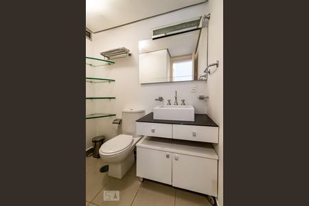 Apartamento para alugar com 45m², 1 quarto e 1 vaga Apartamento para alugar com 45m², 1 quarto e 1 vagaBanheiro