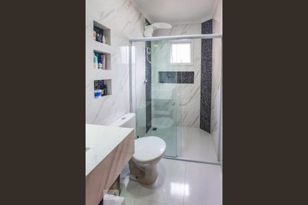 Apartamento à venda com 176m², 2 quartos e 2 vagasBanheiro da Suíte