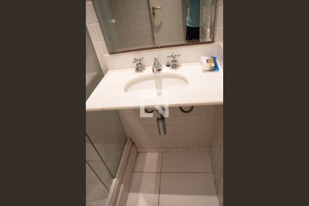 Apartamento à venda com 250m², 4 quartos e 1 vagaBanheiro da Suíte 2