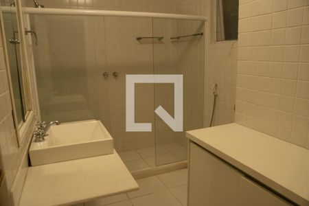 Apartamento à venda com 250m², 4 quartos e 1 vagaBanheiro Corredor