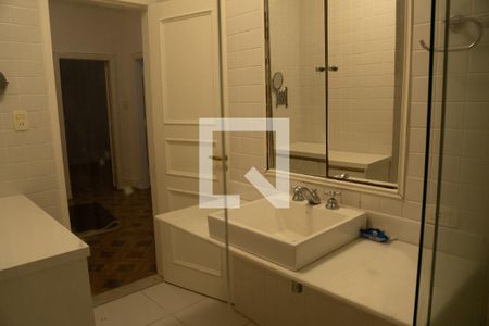 Apartamento à venda com 250m², 4 quartos e 1 vagaBanheiro Corredor