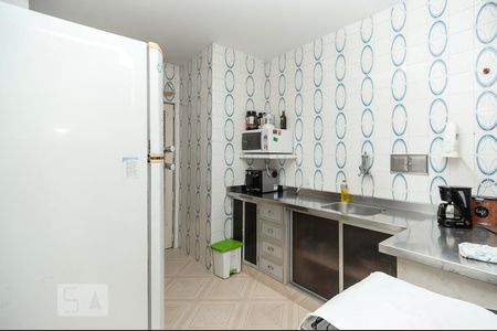 Apartamento à venda com 100m², 2 quartos e 1 vagaCozinha