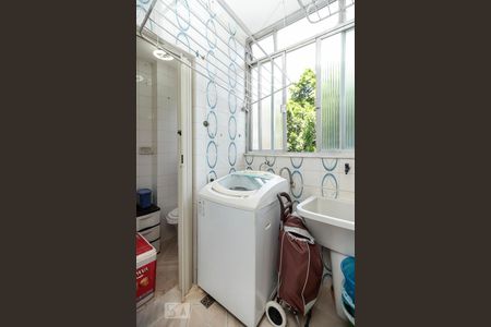 Apartamento à venda com 100m², 2 quartos e 1 vagaÁrea de Serviço