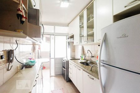 Apartamento à venda com 73m², 3 quartos e 2 vagas Apartamento à venda com 73m², 3 quartos e 2 vagasCozinha