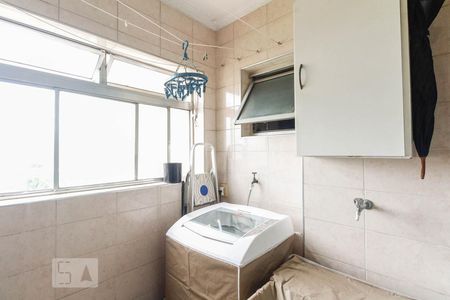Apartamento à venda com 73m², 3 quartos e 2 vagas Apartamento à venda com 73m², 3 quartos e 2 vagasÁrea de serviço