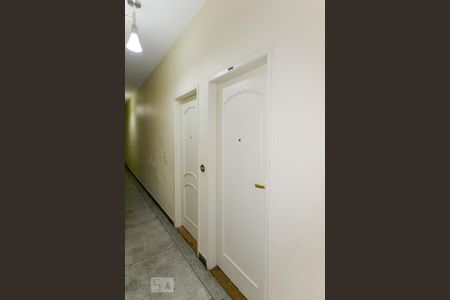 Apartamento à venda com 90m², 3 quartos e sem vaga Apartamento à venda com 90m², 3 quartos e sem vagaCorredor