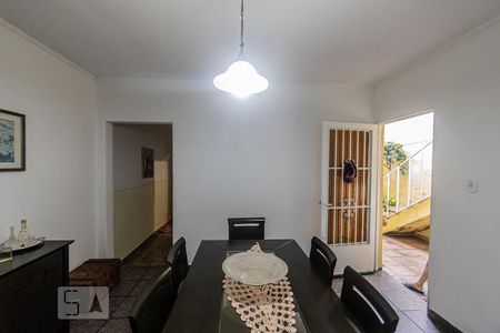 Casa à venda com 100m², 3 quartos e 1 vaga Casa à venda com 100m², 3 quartos e 1 vagaCopa
