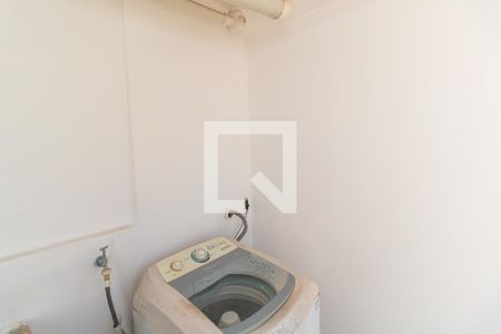 Casa à venda com 300m², 4 quartos e 3 vagas Casa à venda com 300m², 4 quartos e 3 vagasArea de Serviço