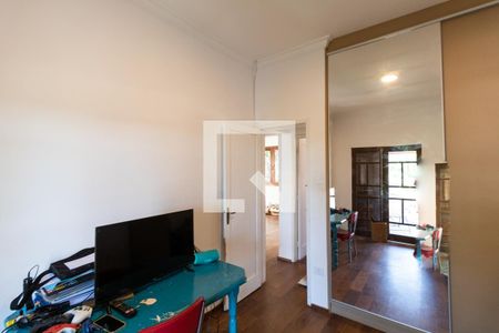 Casa à venda com 300m², 4 quartos e 3 vagas Casa à venda com 300m², 4 quartos e 3 vagasQuarto 1