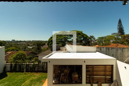 Casa à venda com 300m², 4 quartos e 3 vagas Casa à venda com 300m², 4 quartos e 3 vagasVaranda do Quarto 1 e da Suite