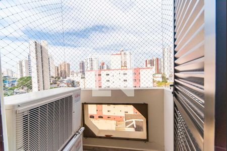 Apartamento à venda com 370m², 4 quartos e 3 vagas Apartamento à venda com 370m², 4 quartos e 3 vagasVaranda do Quarto 3