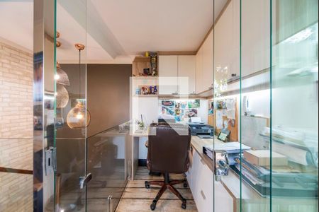 Apartamento à venda com 370m², 4 quartos e 3 vagas Apartamento à venda com 370m², 4 quartos e 3 vagasEscritório