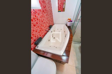 Apartamento à venda com 370m², 4 quartos e 3 vagas Apartamento à venda com 370m², 4 quartos e 3 vagasBanheira