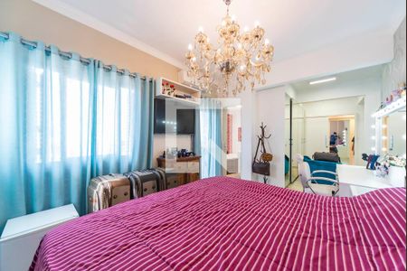 Apartamento à venda com 370m², 4 quartos e 3 vagas Apartamento à venda com 370m², 4 quartos e 3 vagasQuarto 4