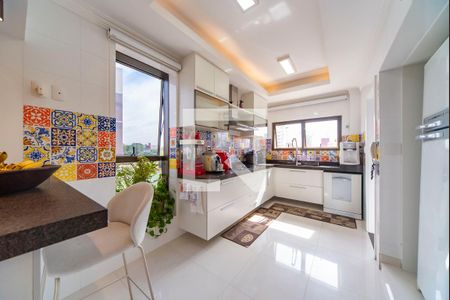 Apartamento à venda com 370m², 4 quartos e 3 vagas Apartamento à venda com 370m², 4 quartos e 3 vagasCozinha