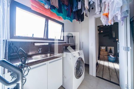 Apartamento à venda com 370m², 4 quartos e 3 vagas Apartamento à venda com 370m², 4 quartos e 3 vagasÁrea de Serviço