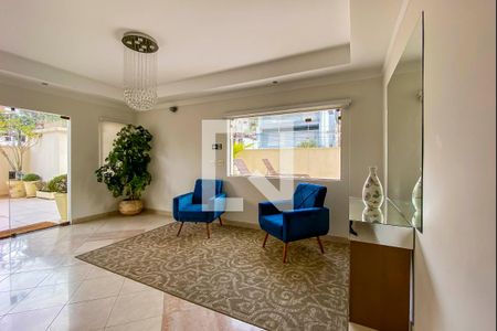 Apartamento à venda com 370m², 4 quartos e 3 vagas Apartamento à venda com 370m², 4 quartos e 3 vagasHall de Entrada