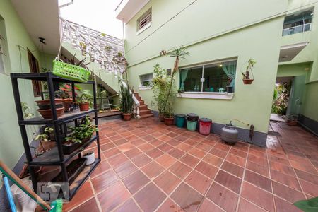 Casa à venda com 177m², 4 quartos e 2 vagas