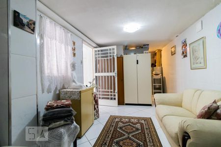 Casa à venda com 357m², 3 quartos e 7 vagas Casa à venda com 357m², 3 quartos e 7 vagasQuarto de Serviço