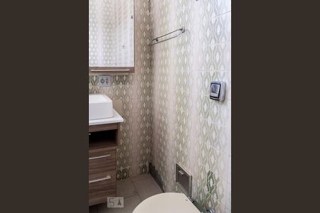 Apartamento à venda com 200m², 3 quartos e 2 vagasBanheiro 1