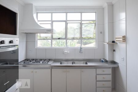 Apartamento à venda com 200m², 3 quartos e 2 vagasCozinha