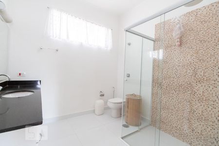 Casa à venda com 270m², 4 quartos e 2 vagasBanheiro 1