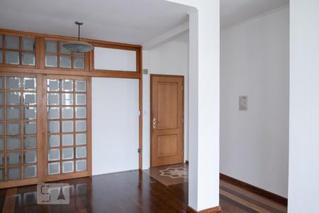 Sala de apartamento à venda com 2 quartos, 100m² em Cerqueira César, São Paulo