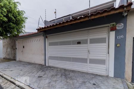 Casa à venda com 95m², 3 quartos e 2 vagasFachada