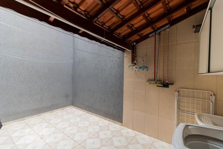 Casa à venda com 95m², 3 quartos e 2 vagasÁrea de Serviço
