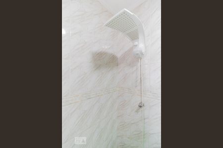 Casa à venda com 95m², 3 quartos e 2 vagasDetalhe banheiro