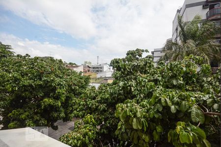 Apartamento à venda com 92m², 2 quartos e 1 vaga Apartamento à venda com 92m², 2 quartos e 1 vagaVista Quarto 1
