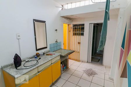 Casa à venda com 140m², 5 quartos e 5 vagasCasa 2 - Lavanderia