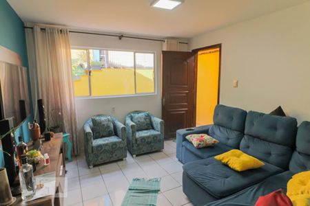 Casa à venda com 140m², 5 quartos e 5 vagasCasa 2 - Sala